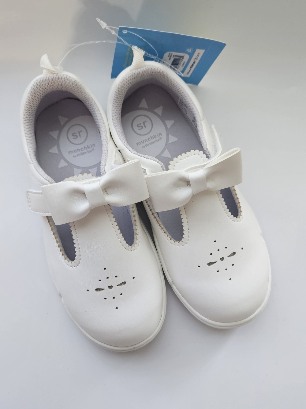 Munchkin Striderite White Bow T-Strap Mary Jane Shoes for Kids